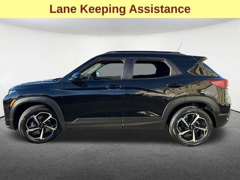 Used 2023 Chevrolet TrailBlazer RS w/ Sun and Liftgate Package image 6