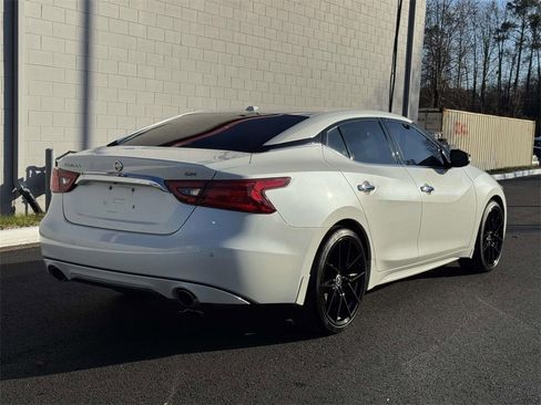 Used 2018 Nissan Maxima SR image 20
