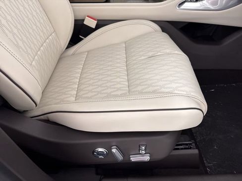 New 2026 Lincoln Nautilus Black Label image 21