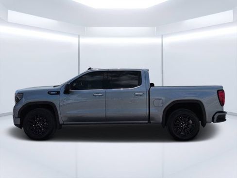Used 2025 GMC Sierra 1500 Elevation AWD/4WD image 6