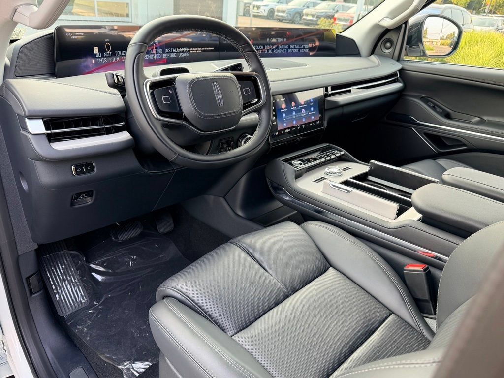 New 2027 Lincoln Navigator Premiere AWD/4WD image 23