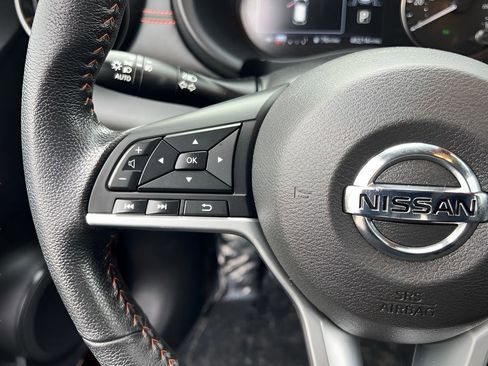 Used 2021 Nissan Kicks SR image 35