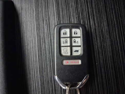 Used 2022 Honda Odyssey EX image 35