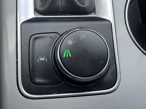 Used 2021 Chevrolet Blazer LT FWD image 26