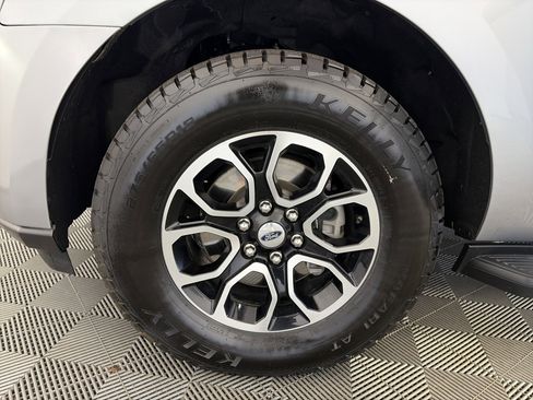 Used 2024 Ford Expedition XLT AWD/4WD image 14