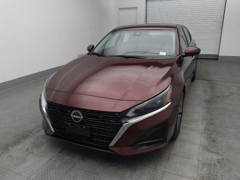 Used 2023 Nissan Altima 2.5 SV image 15