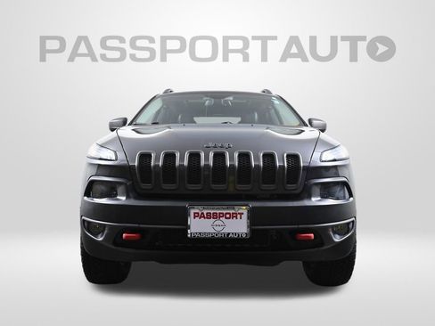 Used 2015 Jeep Cherokee Trailhawk w/ Comfort/Convenience Group image 2