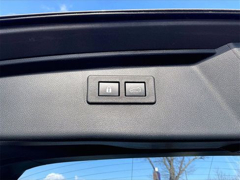 Used 2023 Subaru Outback Limited image 34