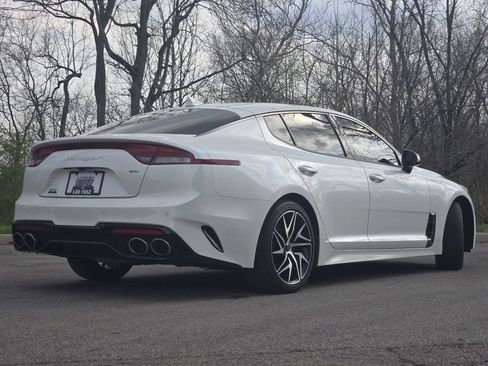 Used 2023 Kia Stinger GT-Line w/ Sun & Sound Package AWD/4WD image 16
