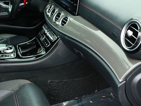 Used 2017 Mercedes-Benz E 43 AMG 4MATIC Sedan image 34