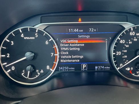 Used 2025 Nissan Altima 2.5 SV FWD image 41