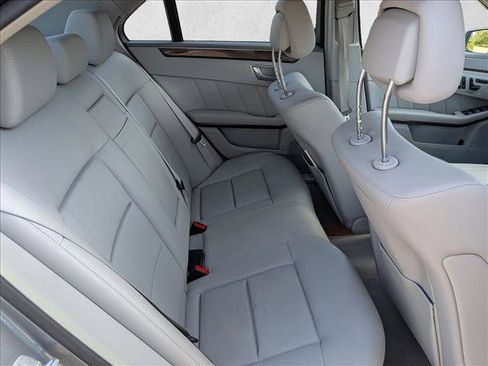 Used 2011 Mercedes-Benz E 350 Sedan image 20