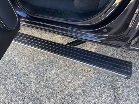 Used 2022 Chevrolet Silverado 1500 LTZ image 8