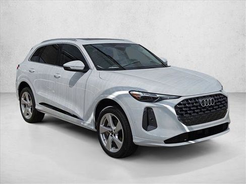 Certified 2025 Audi Q5 Premium Plus w/ Premium Plus AWD/4WD image 6