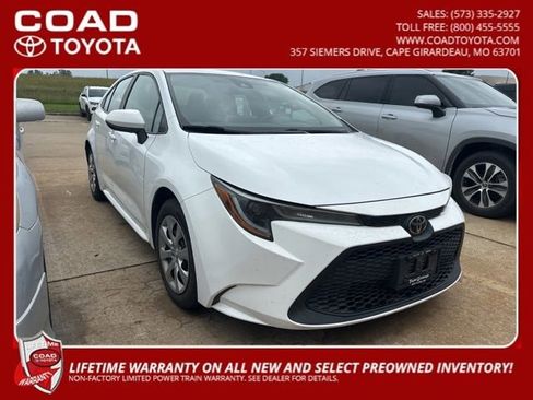 Used 2021 Toyota Corolla LE FWD image 1