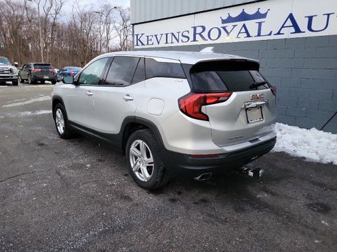 Used 2018 GMC Terrain SLE image 8