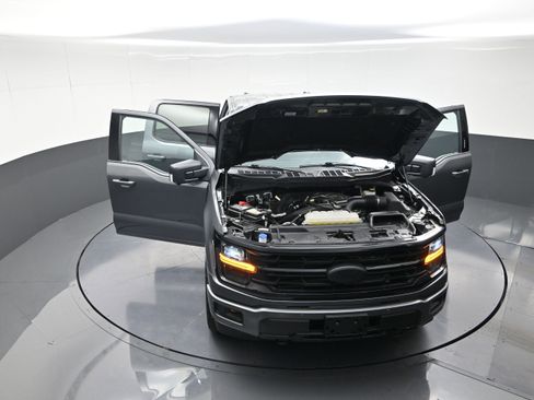 Used 2024 Ford F150 XLT w/ Equipment Group 302A MID image 12