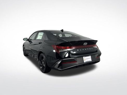 New 2026 Hyundai Elantra Sport image 29