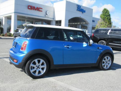 Used 2010 MINI Cooper S image 6
