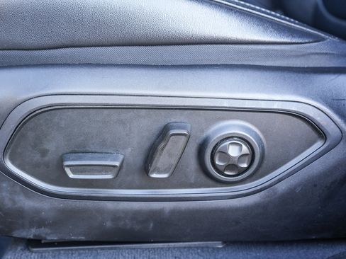 Used 2023 Jeep Grand Cherokee L Limited image 21