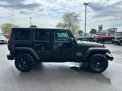 Used 2016 Jeep Wrangler Unlimited Sport w/ Quick Order Package 24S AWD/4WD image 7