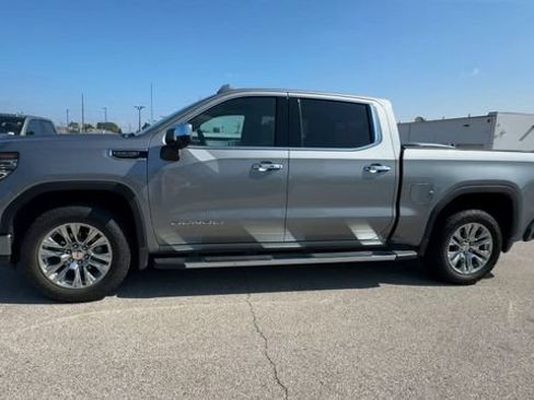 Used 2025 GMC Sierra 1500 Denali w/ Technology Package AWD/4WD image 5