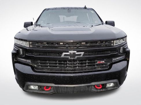 Used 2020 Chevrolet Silverado 1500 LT Trail Boss image 2