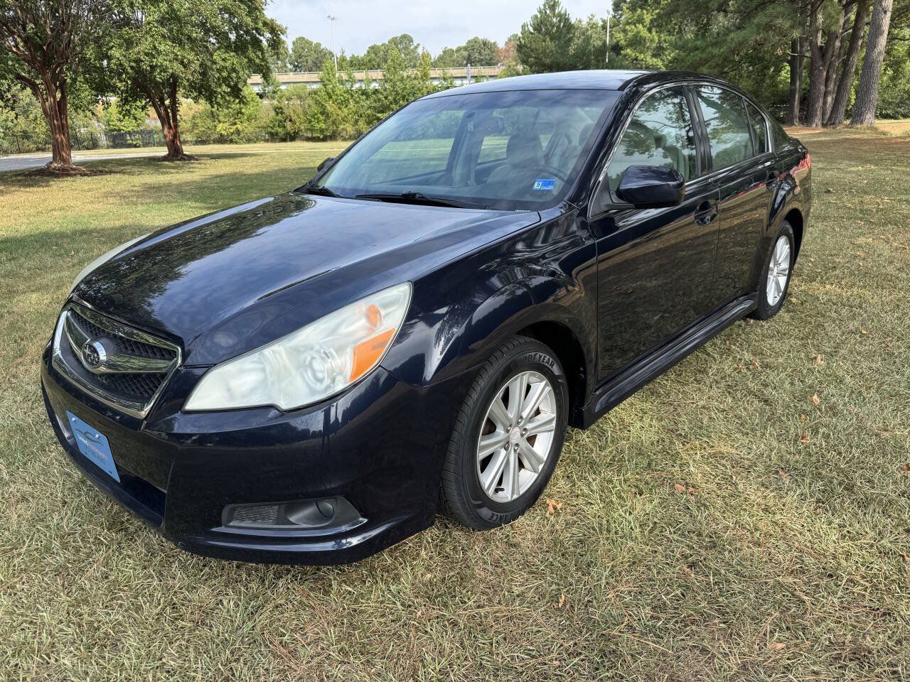 Used 2012 Subaru Legacy 2.5i AWD/4WD image 4