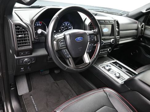 Used 2019 Ford Expedition Limited w/ Equipment Group 303A AWD/4WD image 21