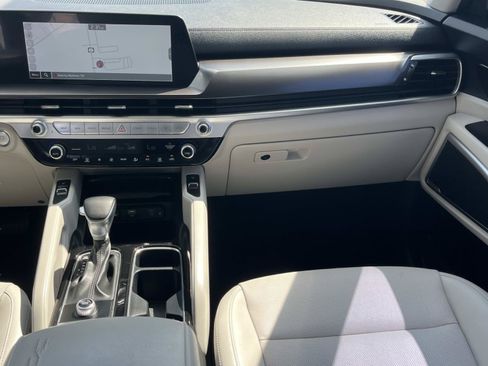 Used 2023 Kia Telluride S w/ S Sunroof Package FWD image 13