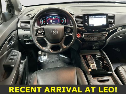Used 2021 Honda Pilot Touring image 22