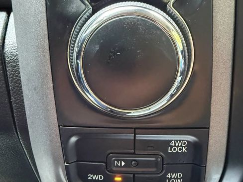 Used 2014 RAM 1500 Express AWD/4WD image 23