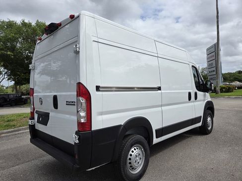 New 2026 RAM ProMaster 1500 w/ Convenience Group FWD image 5