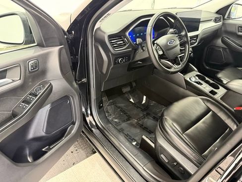 Used 2024 Ford Escape Platinum AWD/4WD image 33