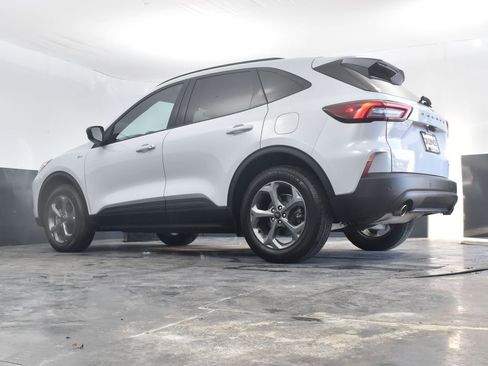 Used 2026 Ford Escape ST-Line w/ Tech Pack #1 AWD/4WD image 43
