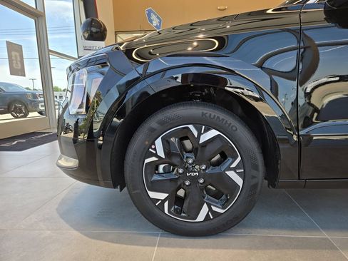 New 2026 Kia Niro Wind FWD image 5