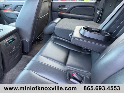 Used 2013 Chevrolet Tahoe LTZ AWD/4WD image 17