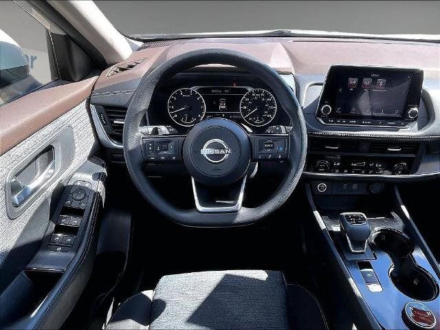 Certified 2023 Nissan Rogue SV AWD/4WD image 17