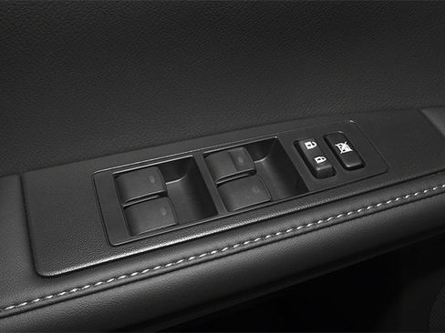 Used 2014 Lexus ES 350 w/ Luxury Package FWD image 19