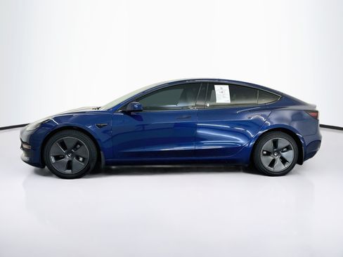 Used 2022 Tesla Model 3 Long Range AWD/4WD image 4