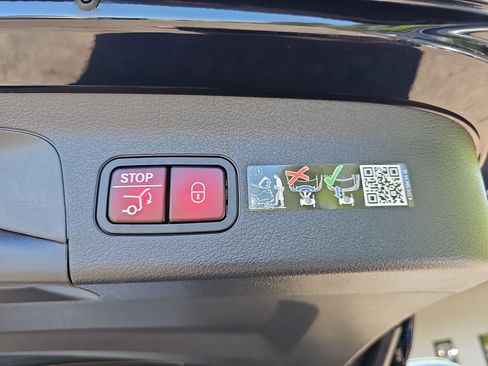 New 2026 Mercedes-Benz GLS 450 4MATIC image 14
