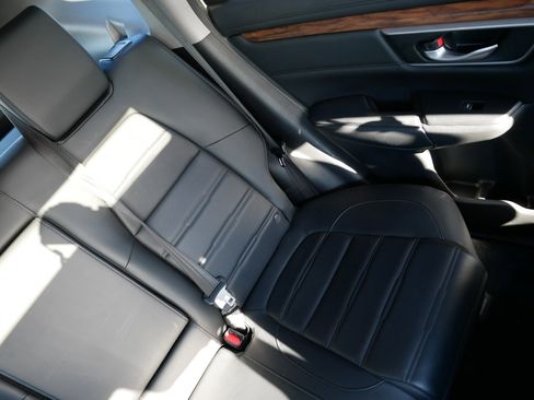 Used 2020 Honda CR-V Touring image 14