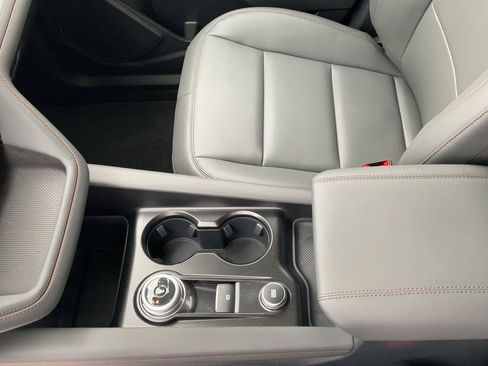 New 2026 Ford Explorer Active w/ Active Comfort Package AWD/4WD image 14