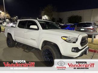 Used 2018 Toyota Tacoma SR5 video 1
