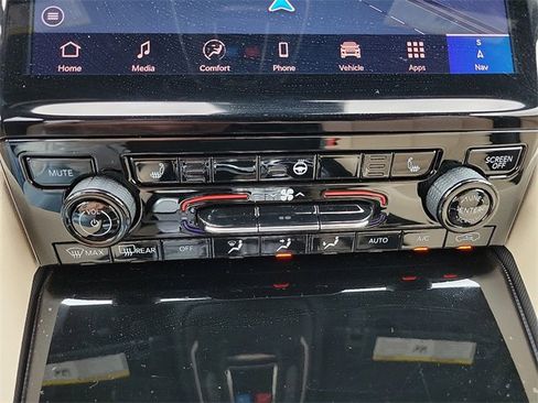 New 2025 Jeep Grand Cherokee L Limited image 15