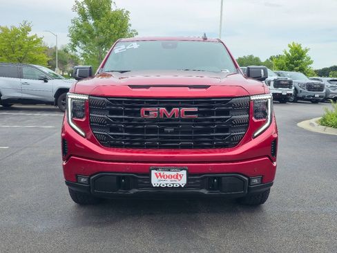 Certified 2024 GMC Sierra 1500 Elevation w/ Elevation Premium Package AWD/4WD image 4