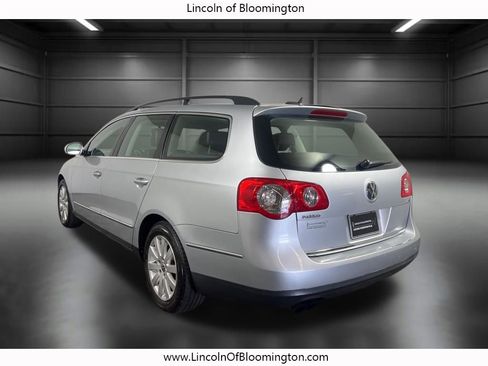 Used 2007 Volkswagen Passat 2.0T image 6