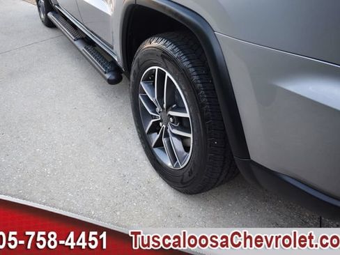 Used 2019 Jeep Grand Cherokee Limited w/ Luxury Group II RWD image 15