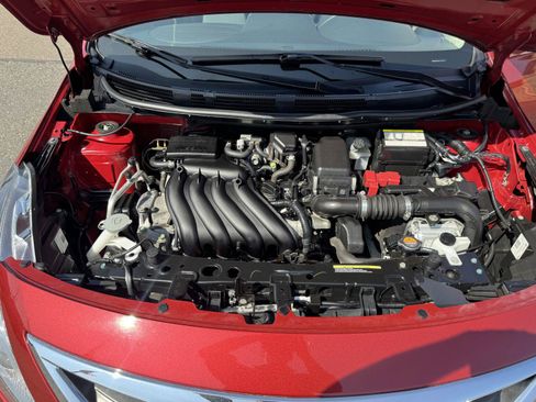 Used 2019 Nissan Versa SV FWD image 11