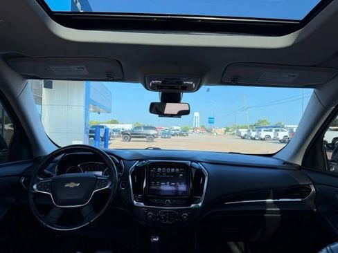 Used 2019 Chevrolet Traverse Premier w/ Redline Edition AWD/4WD image 19